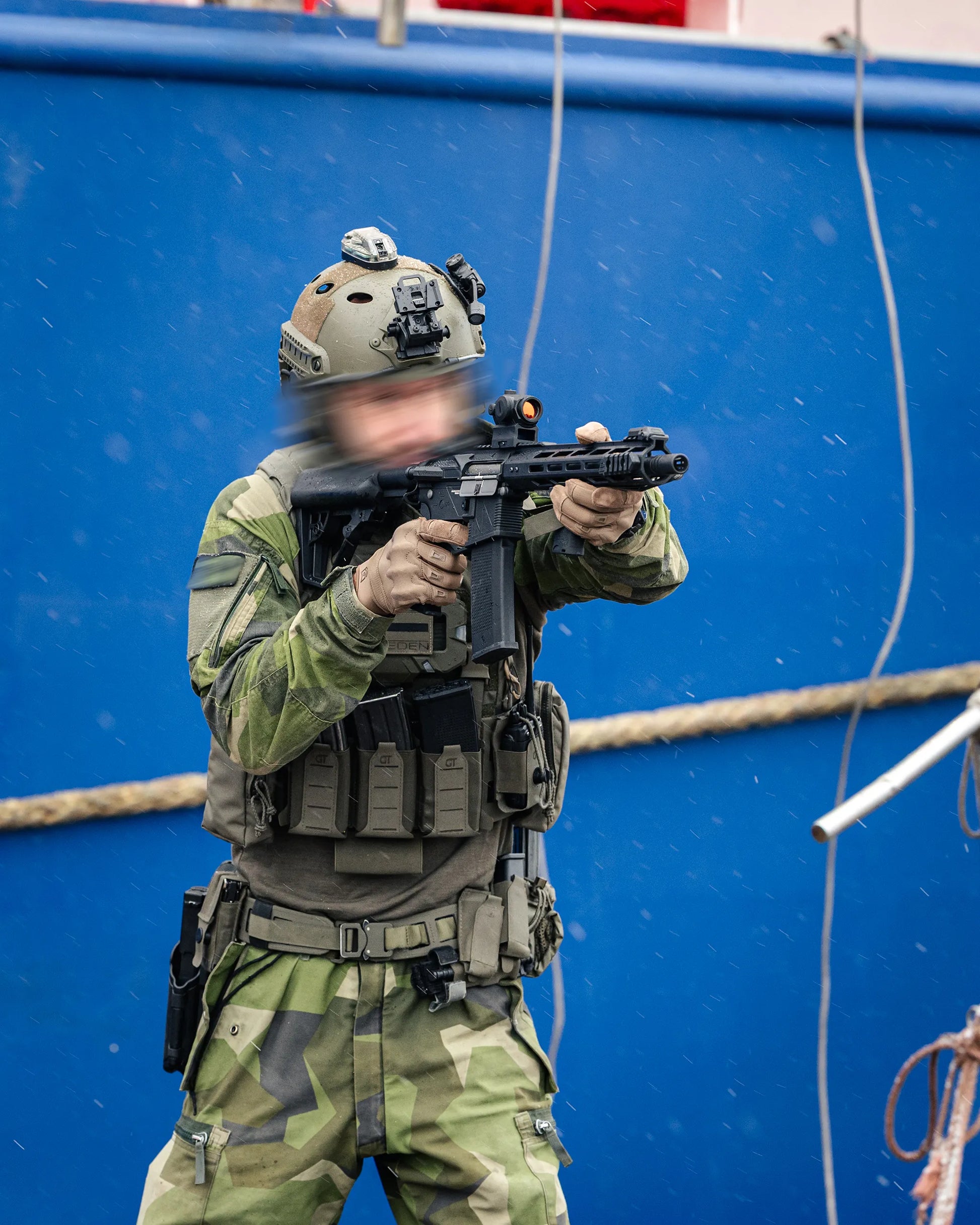 MoG Target Combat in action by Swedish soldier